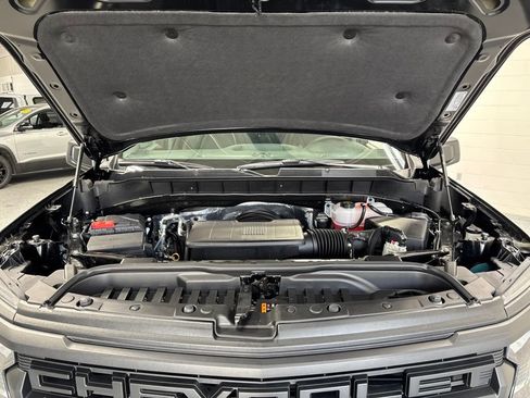 Used 2026 Chevrolet Silverado 1500 W/T w/ Trailering Package AWD/4WD image 41