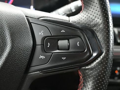 Used 2025 Chevrolet TrailBlazer RS w/ Convenience Package FWD image 10