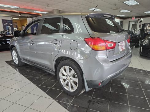 Used 2015 Mitsubishi Outlander Sport SE AWD/4WD image 6