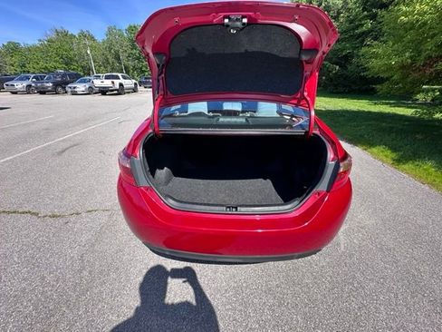 Used 2019 Toyota Corolla LE FWD image 10