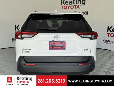 Certified 2025 Toyota RAV4 XLE AWD/4WD image 7