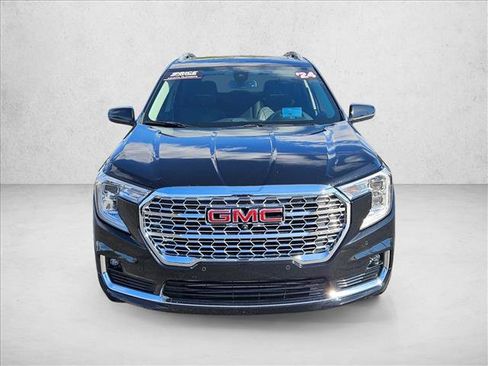 Used 2024 GMC Terrain Denali w/ Black Diamond Edition AWD/4WD image 2