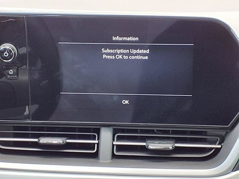 Used 2024 Chevrolet Trax LS w/ LS Convenience Package FWD image 14
