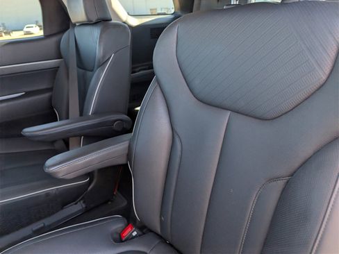 Used 2024 Hyundai Palisade SEL image 25