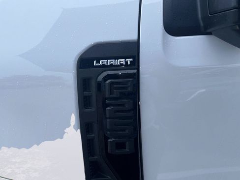 Used 2024 Ford F250 Lariat w/ Lariat Ultimate Package AWD/4WD image 39