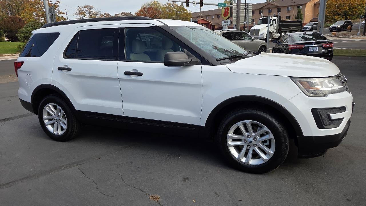 Used 2017 Ford Explorer 4WD image 7