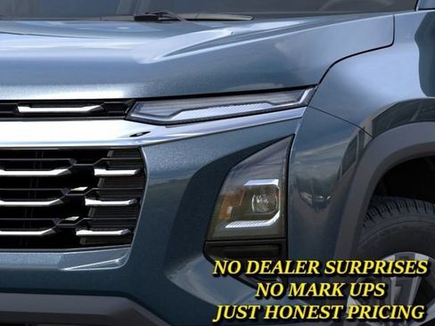 New 2026 Chevrolet Equinox LT w/ Safety and Technology Package FWD image 10