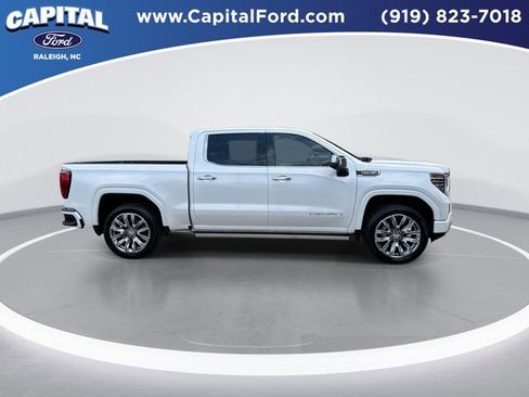 Used 2024 GMC Sierra 1500 Denali w/ Denali Reserve Package AWD/4WD image 9