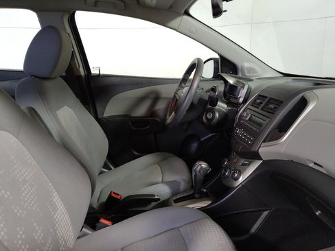 Used 2015 Chevrolet Sonic LS FWD image 21
