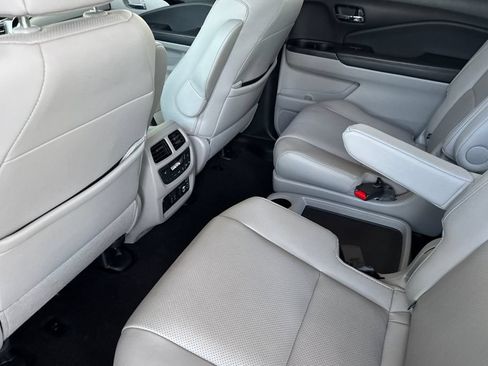Certified 2021 Honda Pilot Elite image 5
