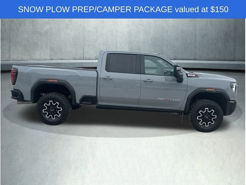 Used 2025 GMC Sierra 2500 AT4X image 7
