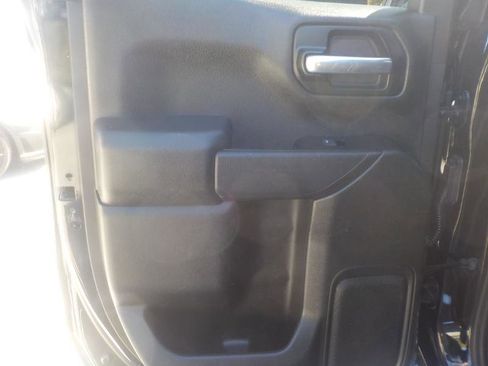 Used 2019 Chevrolet Silverado 1500 LT image 22