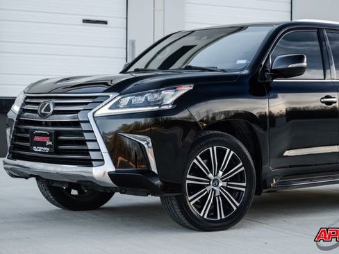 Used 2021 Lexus LX 570 4WD w/ Luxury Package image 34