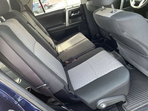 Certified 2024 Toyota 4Runner SR5 AWD/4WD image 32