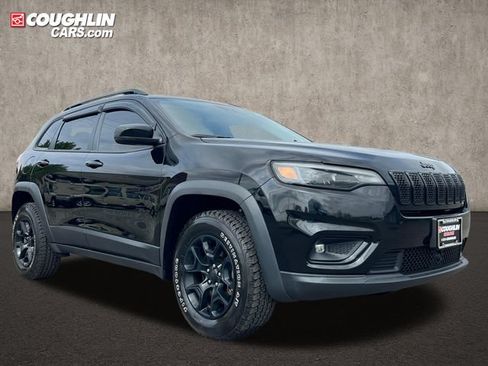 Used 2022 Jeep Cherokee Latitude AWD/4WD image 1