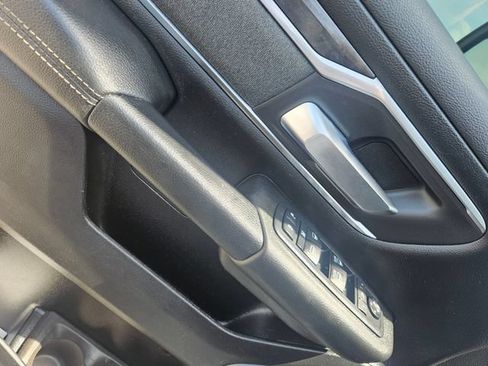 Used 2019 RAM 1500 Big Horn AWD/4WD image 11