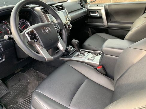 Used 2024 Toyota 4Runner TRD Sport w/ Technology Package image 11