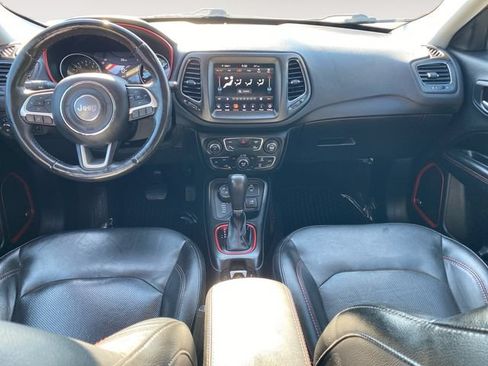 Used 2018 Jeep Compass Trailhawk w/ Leather Interior Group AWD/4WD image 10