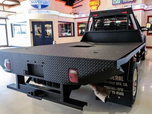 Used 2018 Ford F550 2WD Regular Cab Super Duty image 41