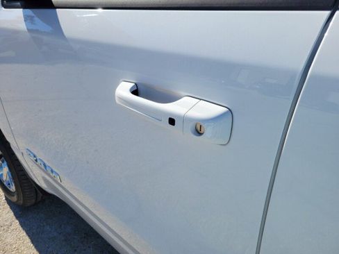 Used 2023 RAM 1500 Laramie image 9