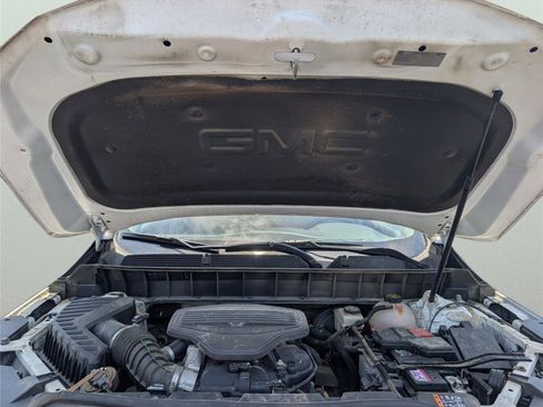 Used 2017 GMC Acadia SLT FWD image 34