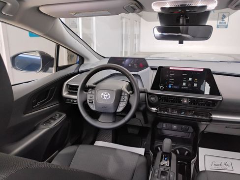 Used 2026 Toyota Prius LE image 70