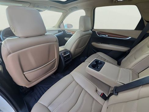 Used 2017 Cadillac XT5 Platinum w/ Driver Assist Package image 65