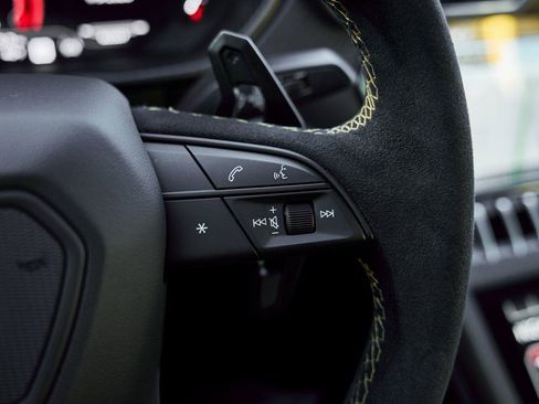 Used 2024 Lamborghini Urus Performante image 57