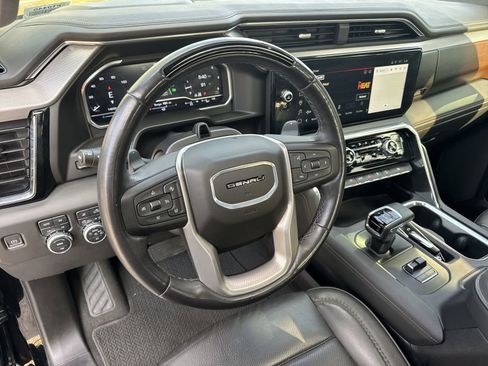 Used 2024 GMC Sierra 1500 Denali w/ Technology Package image 18
