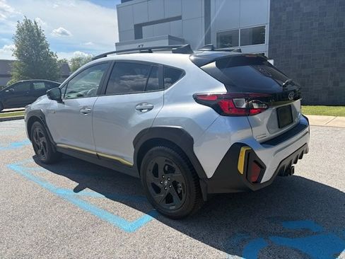 Used 2024 Subaru Crosstrek 2.5i Sport AWD/4WD image 4