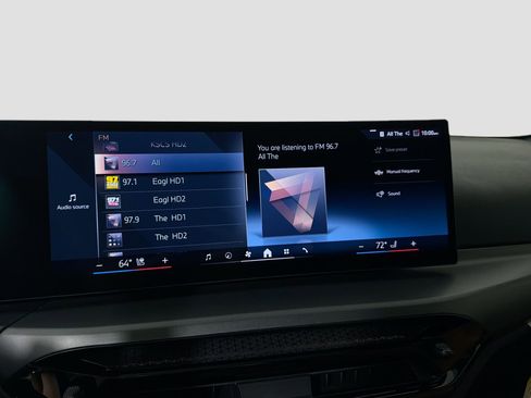 Used 2025 BMW 230i xDrive Coupe w/ Premium Package image 15