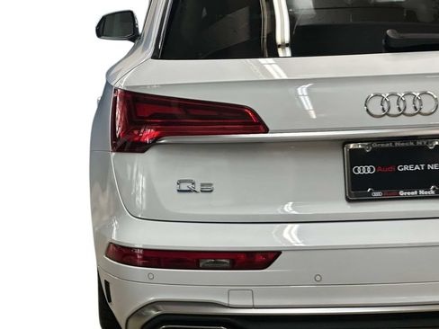 Used 2023 Audi Q5 2.0T Premium Plus w/ Premium Plus Package AWD/4WD image 11