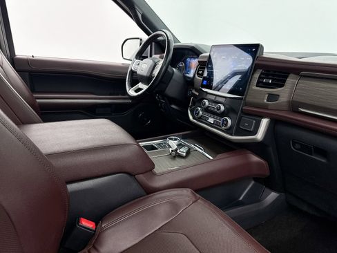Used 2023 Ford Expedition Max Limited image 37