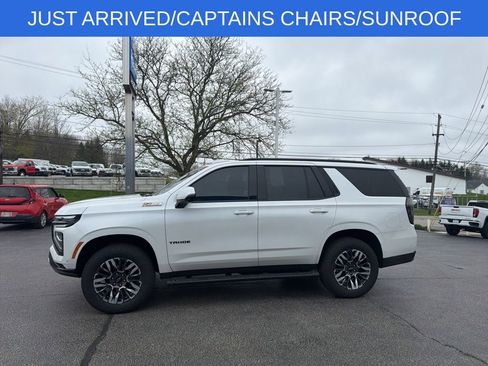 Used 2025 Chevrolet Tahoe Z71 w/ Comfort Package AWD/4WD image 5