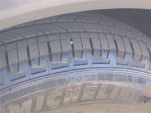 Used 2025 Ford Escape ST-Line w/ Equipment Group 301A image 18