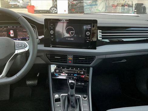 New 2026 Volkswagen Jetta SEL FWD image 19