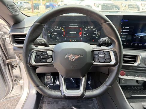 Used 2024 Ford Mustang Premium RWD image 7