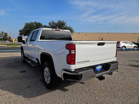 Used 2025 Chevrolet Silverado 2500 LT AWD/4WD image 6
