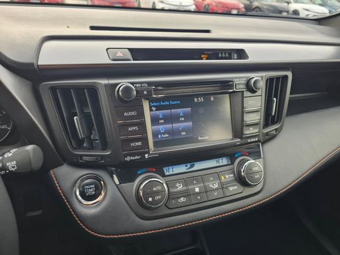 Used 2017 Toyota RAV4 SE w/ Power Extra Value Package AWD/4WD image 53