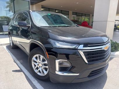 Used 2023 Chevrolet Traverse LS