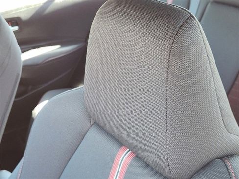 Certified 2025 Toyota Corolla SE image 11