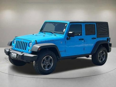 Used 2017 Jeep Wrangler Unlimited Rubicon AWD/4WD image 2