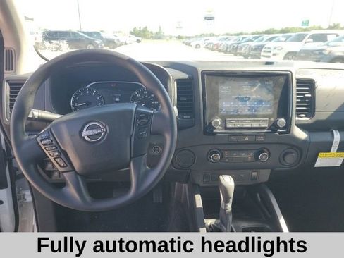 Used 2024 Nissan Frontier S RWD image 4