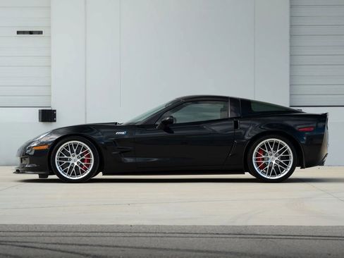 Used 2013 Chevrolet Corvette ZR1 w/ 3ZR Preferred Equipment Group image 6