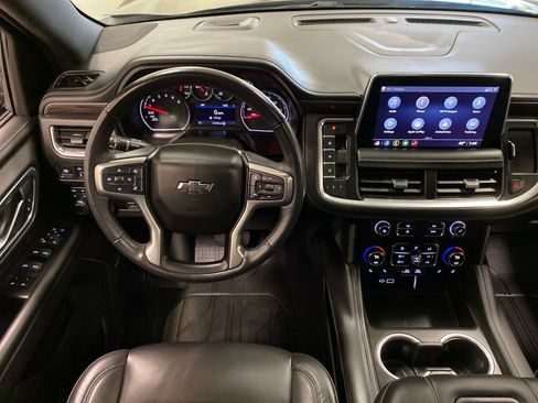 Used 2021 Chevrolet Tahoe Z71 w/ Z71 Signature Package image 12