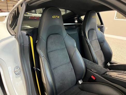 Used 2016 Porsche Cayman GT4 image 29