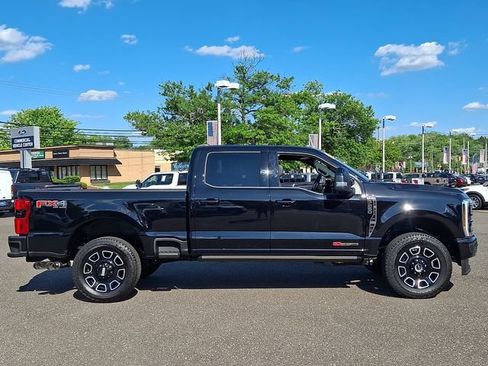 Used 2025 Ford F250 Platinum AWD/4WD image 7