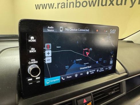 Used 2024 Honda Pilot Touring image 14