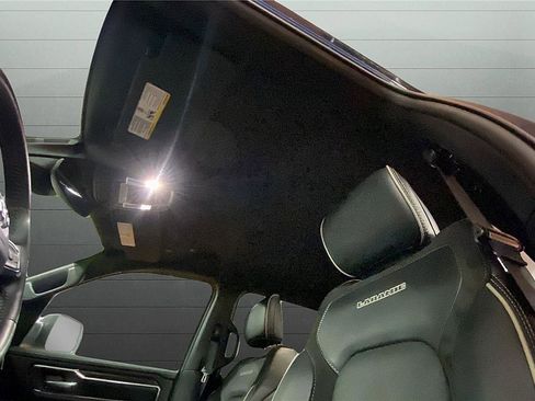 Used 2024 RAM 1500 Laramie image 9