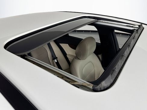 Used 2018 Mercedes-Benz C 300 Sedan image 21